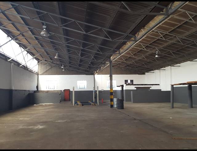 736M² FACTORY TO LET IN BELLVILLE CENTRAL